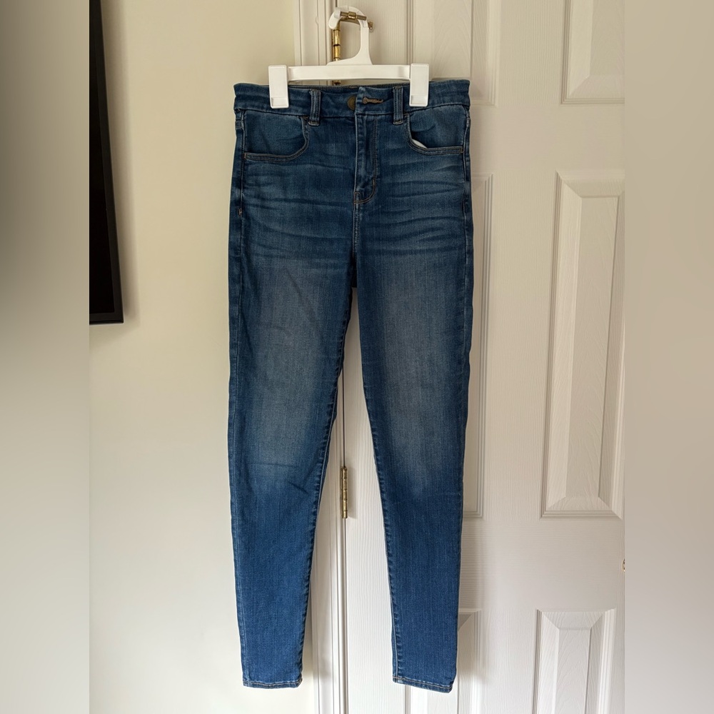 American Eagle Next Level Stretch Skinny Jeans – Size 6 Long